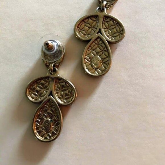 PREMIER DESIGNS Kate Teardrop Pierced Earrings - Picture 3 of 3